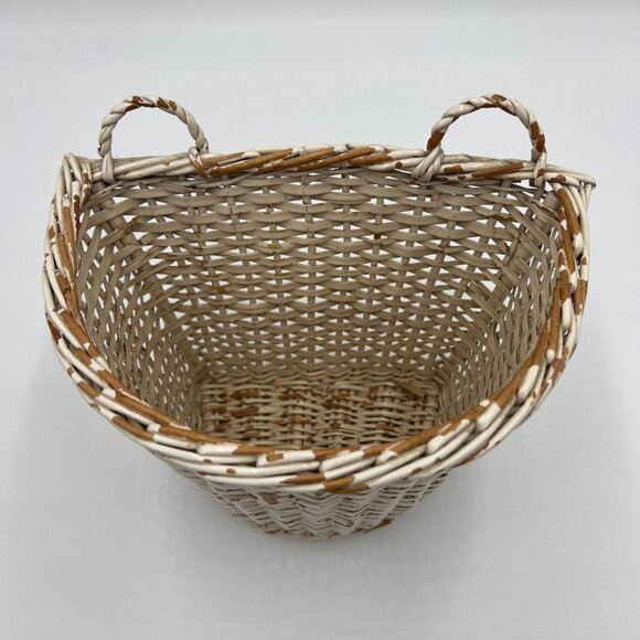 Vintage 1970's Bicycle Bike Handwoven Wicker Shabby White Storage Basket Handles - Picture 2 of 7